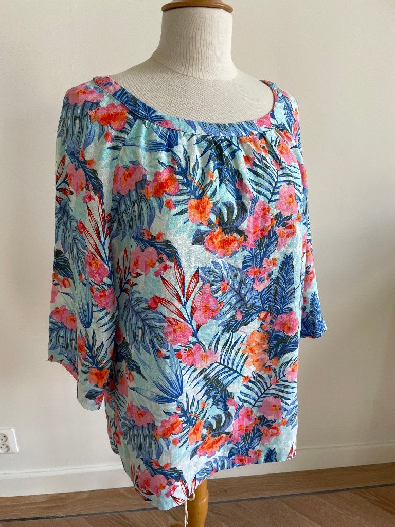 Christian Berg: Nieuwe 100% linnen blouse. Maat M, Maat 38/40 (M), Meerkleurig, Nieuw, Ophalen of Verzenden