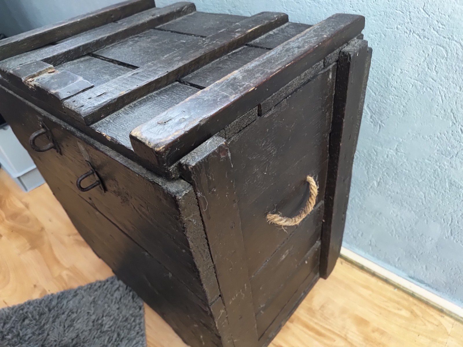 Vintage houten legerkist met deksel en handvatten, Huis en Inrichting, Woonaccessoires | Kisten, Ophalen, Gebruikt, 50 tot 100 cm