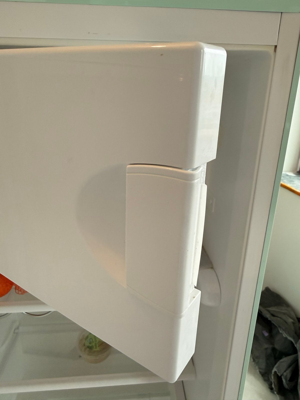 Foto 5 van Smeg koelkast met vriesvak - Retro mintgroen