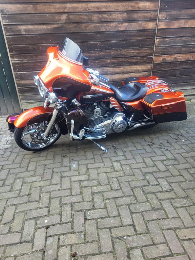 HD streetglide 110 se cvo 2012 5hd NL motor, Particulier, Toermotor