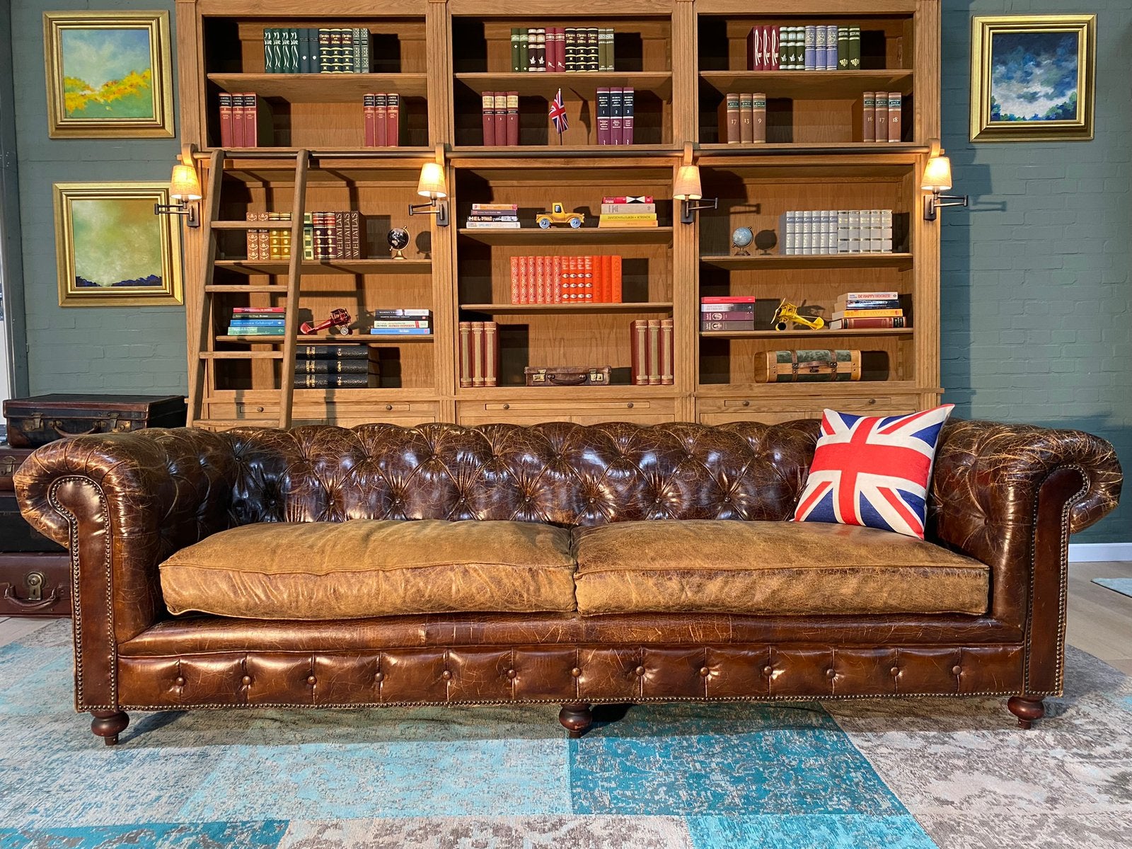 Ruime Chesterfield 4 zit bank sigaren vintage, Ophalen, Zo goed als nieuw, 200 tot 250 cm, Leer
