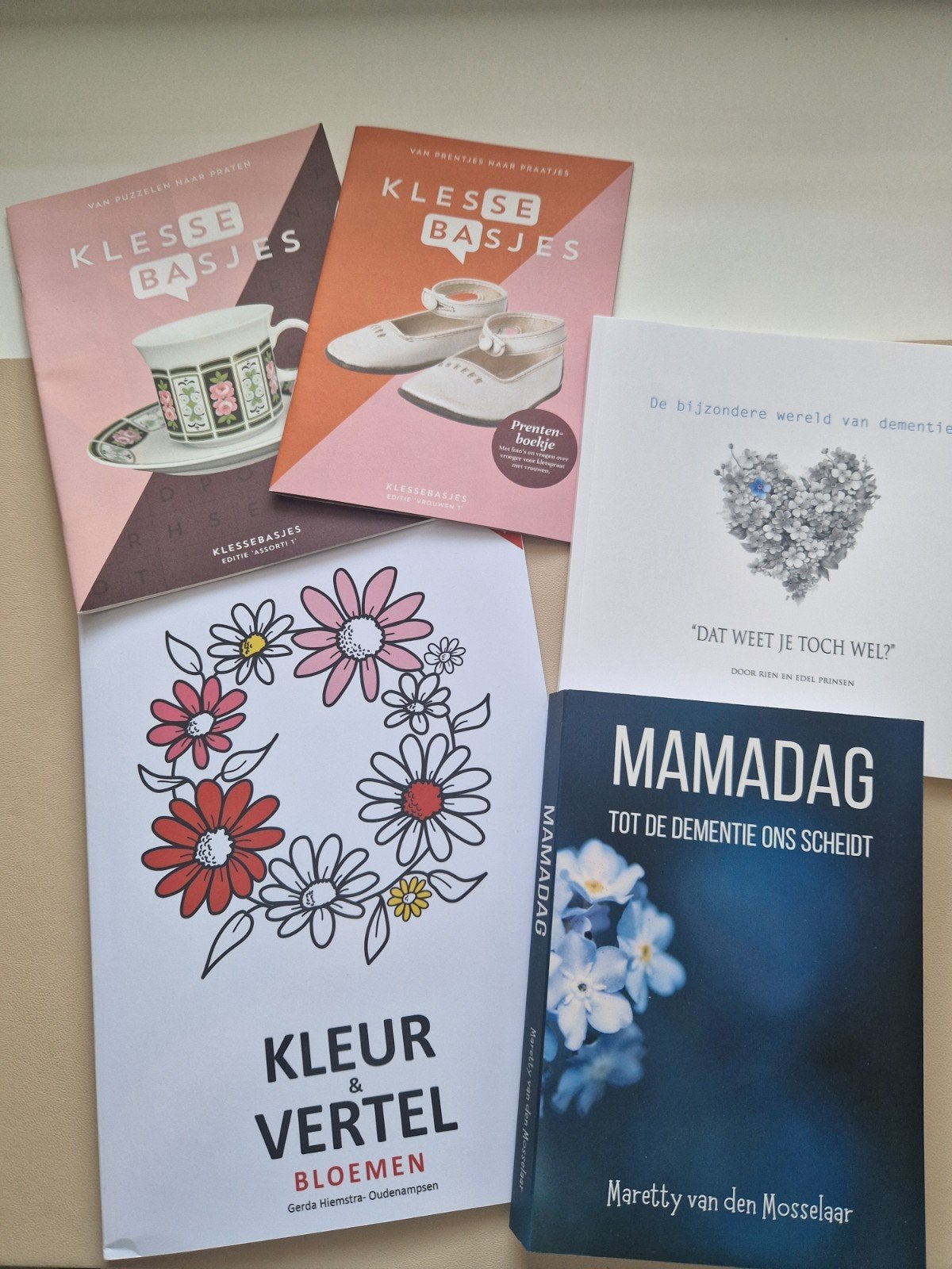 Boeken Dementie o.a. Mamadag, Kleur&Vertel, Klessebasjes, Ophalen of Verzenden, Nieuw, Gezondheid en Conditie