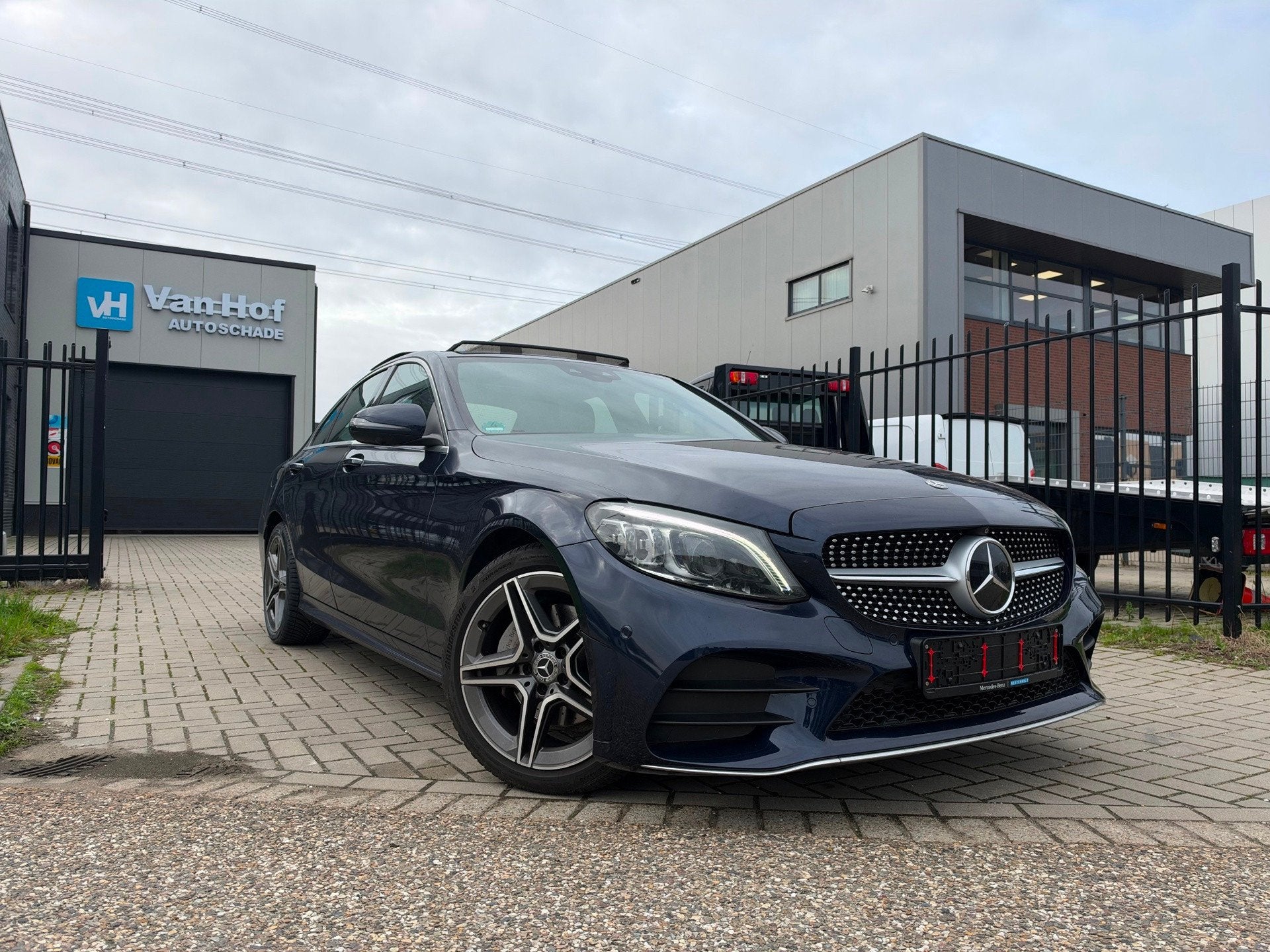 Mercedes-Benz C-klasse 200 EQ AMG184PK Pano/360/Leer/ vol vo, Auto diversen, 1497 cc, Mercedes-Benz, Sedan, Benzine