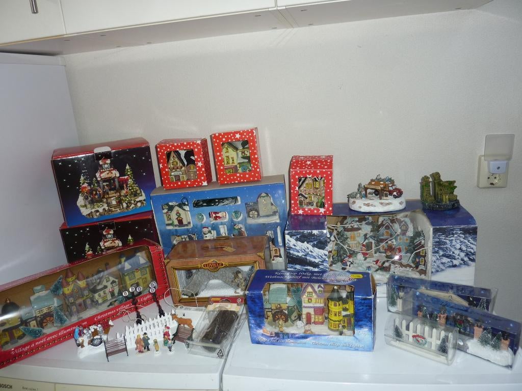 Verschillende kersthuisjes ea., Diversen, Kerst, Ophalen, Gebruikt
