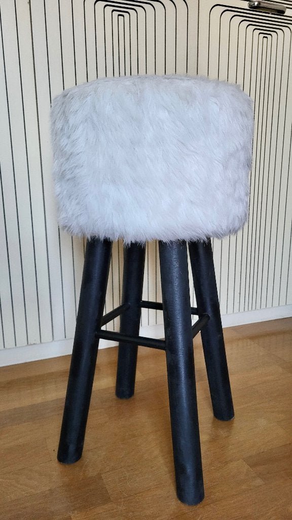 Hoge stoel - kruk in Nieuwstaat, Huis en Inrichting, Ophalen, 60 tot 90 cm, Nieuw, 1 kruk