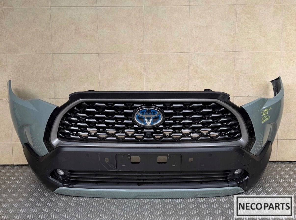 TOYOTA COROLLA CROSS CAMERA  VOORBUMPER ALLES LEVERBAAR!!!, Gebruikt, -, Ophalen of Verzenden, Toyota