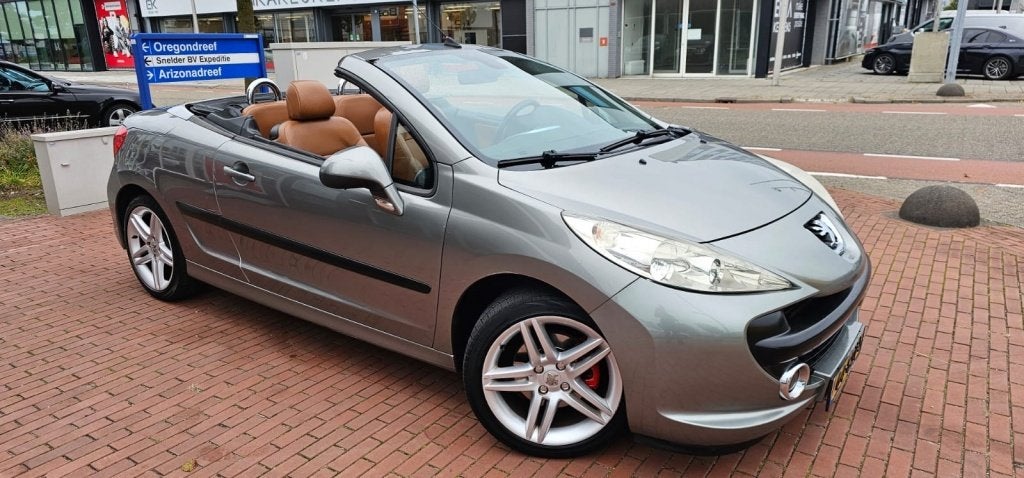 Foto 20 van Peugeot 207 CC 1.6 VTi | leer airco elec kap nederlandse aut
