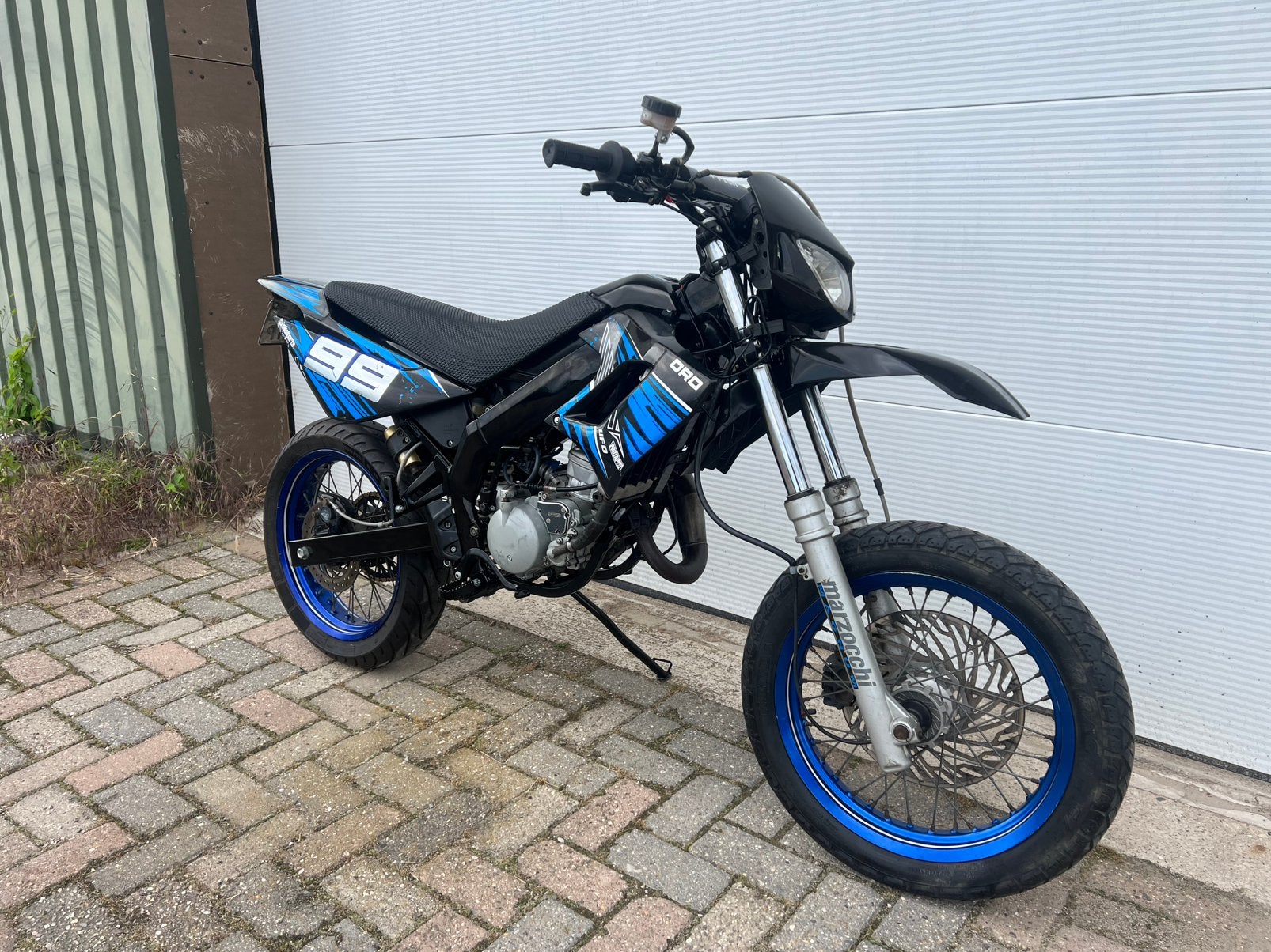 Derbi drd project/schade brommer, Fietsen en Brommers, Brommers | Derbi, 6 versnellingen, Gebruikt, Maximaal 45 km/u, 50 cc