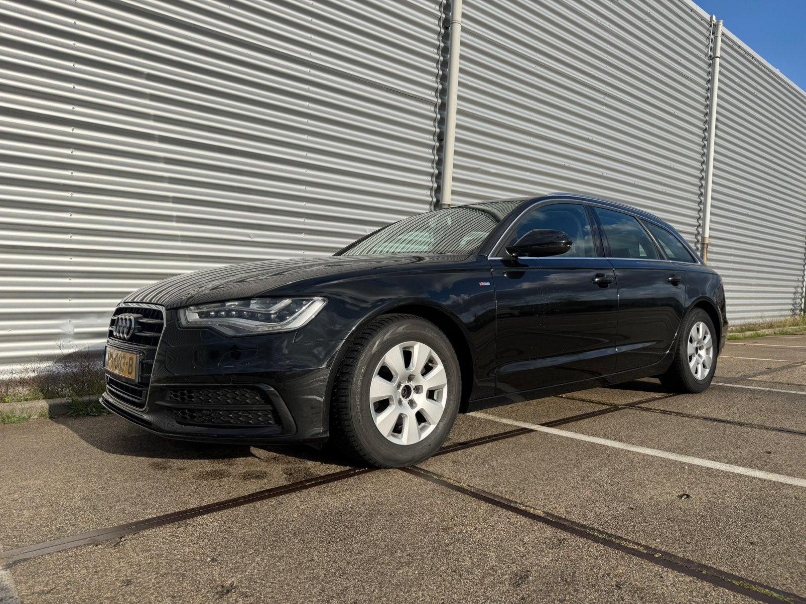 AUDI A6 AVANT 3.0 TDI V6 S-LINE | 204 PK | AUTOMAAT, Euro 5, 1800 kg, Zwart, 197 €/maand