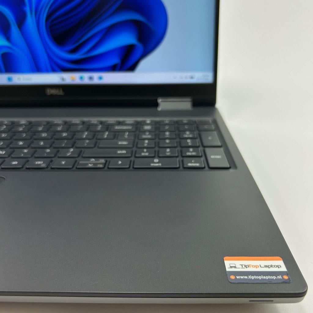 Dell Precision 7670 | i7-12850HX | RTX A3000 | 128GB | 4TB, 64 GB of meer, Met videokaart, Qwerty, Refurbished