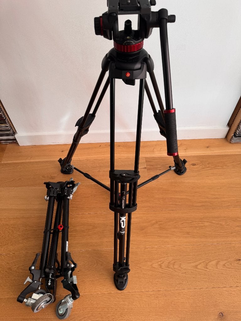 Pro Manfrotto video statief met dolly, Ophalen, Gebruikt, 175 cm of meer, Driepoot