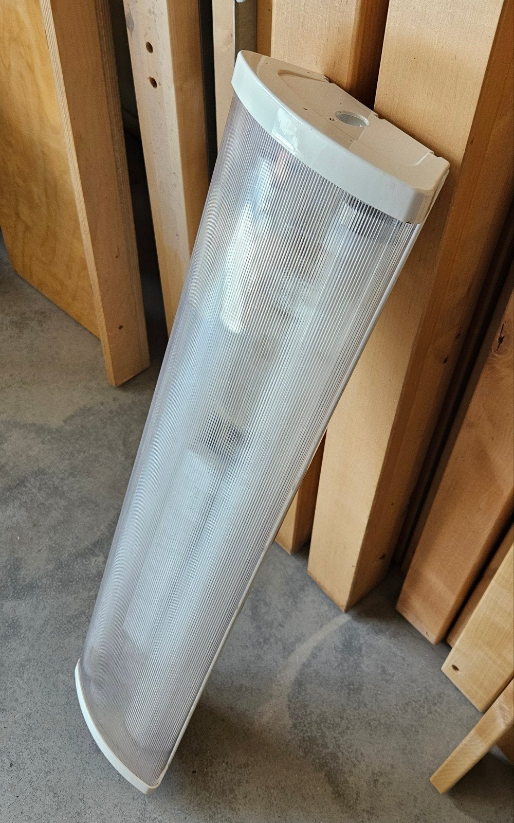 5 tl bakken 64 x 15 cm, Ophalen, Gebruikt, Minder dan 50 watt, Lamp met armatuur