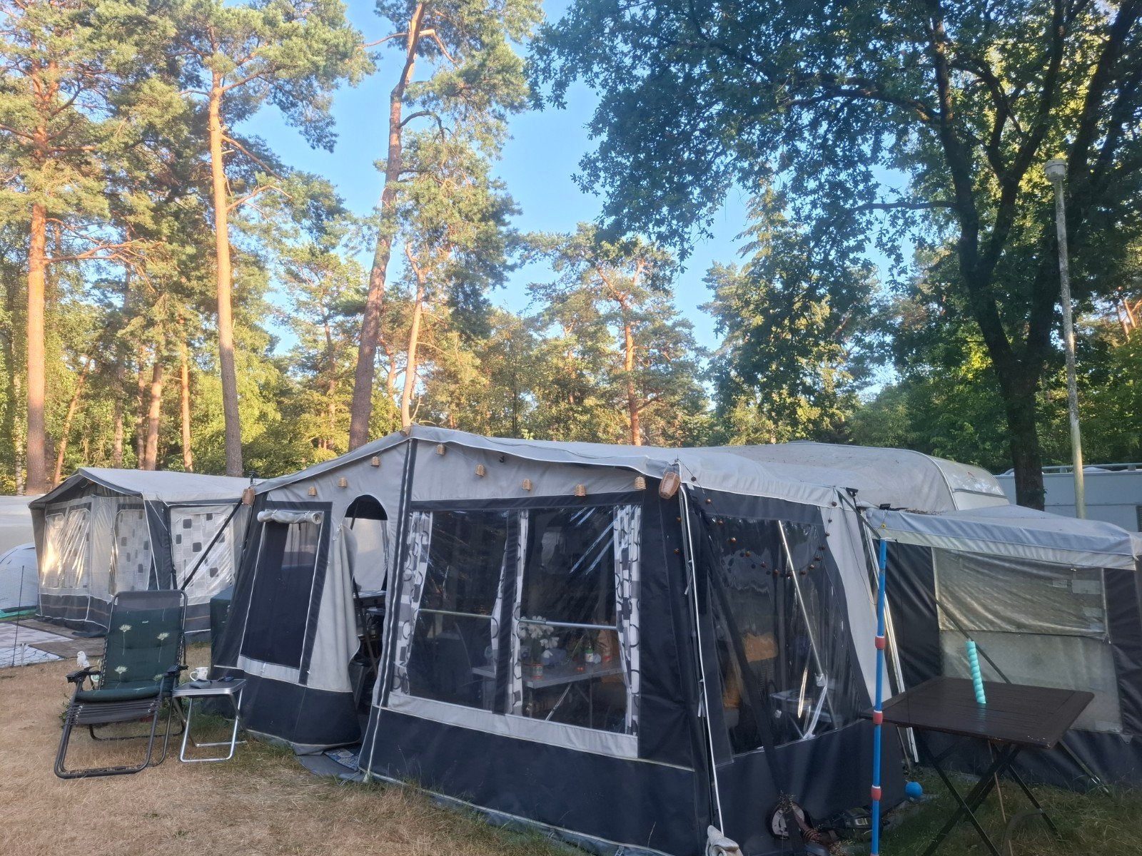 TEC Tour caravan met mover,  voortent en luifel, Caravans en Kamperen, Vast bed, T.E.C., Treinzit, Particulier