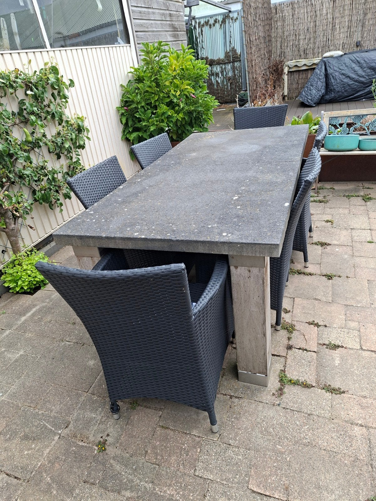 Gratis ophalen, Buitentafel met 6 stoelen, Ophalen of Verzenden, Gebruikt