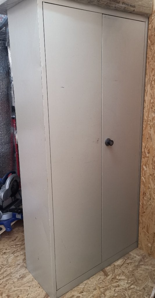 Draaideurkast / Archiefkast, metaal 195x92x41cm, Huis en Inrichting, Kasten | Roldeurkasten en Archiefkasten, Ophalen, Gebruikt