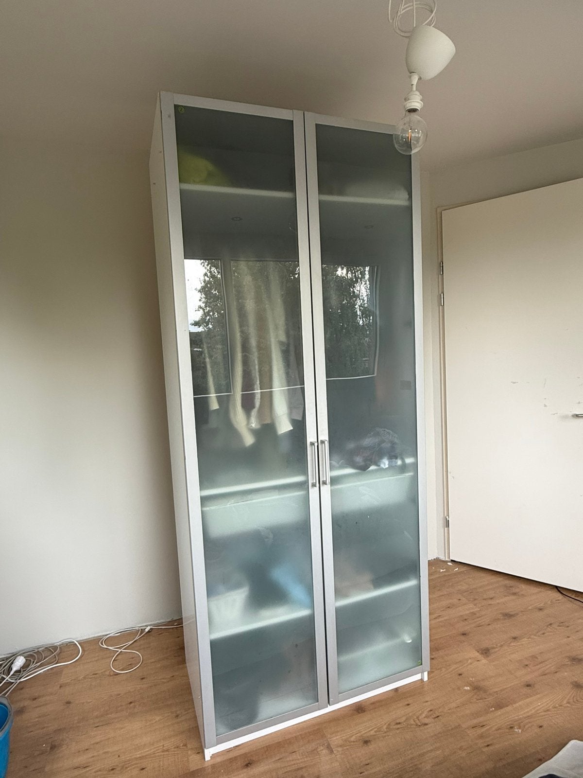Foto 2 van 3x glas deur Ikea Pax kast