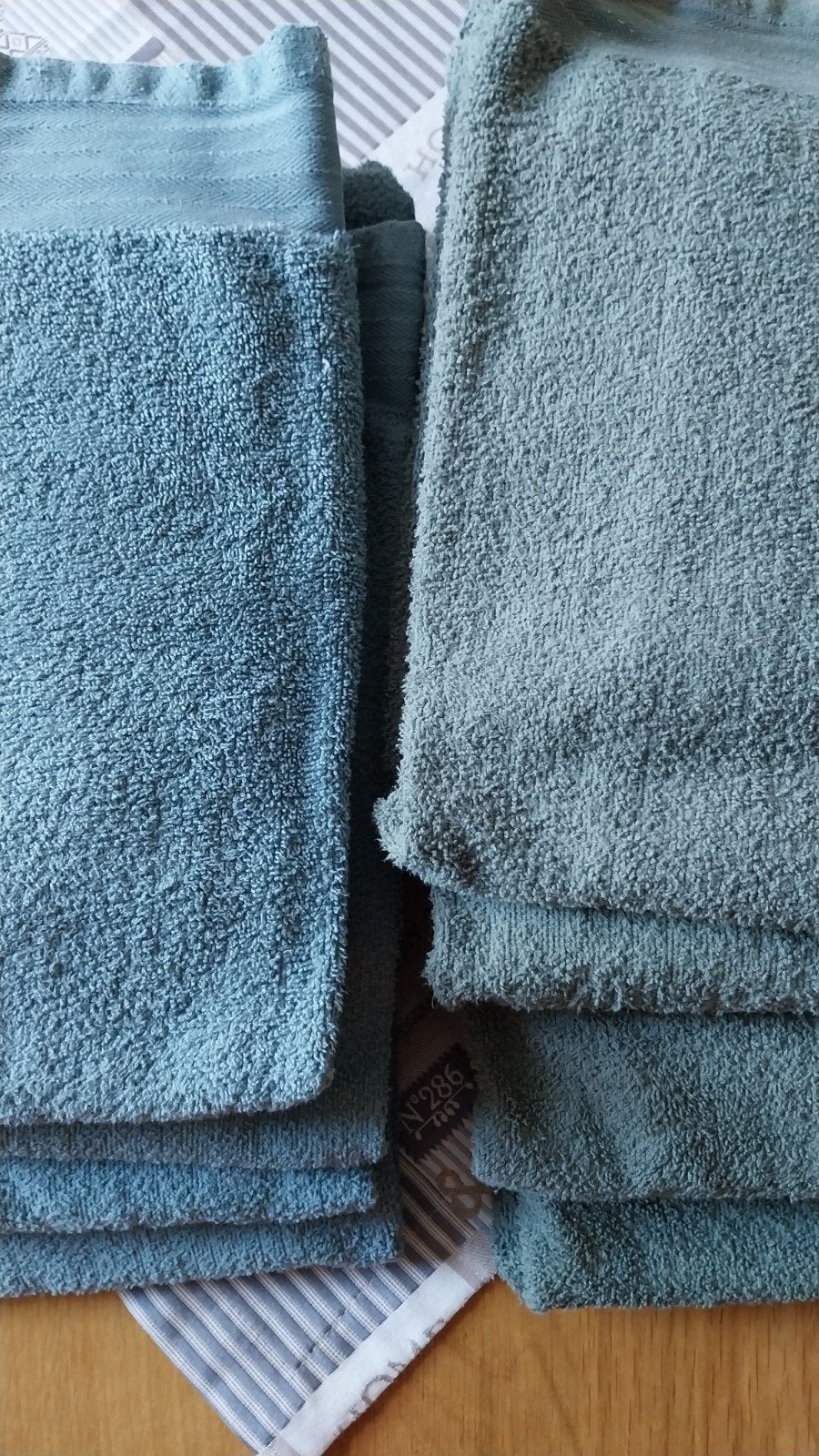 2 x 4 Walra handdoeken gebruikt, Huis en Inrichting, Badkamer | Badtextiel en Accessoires, Ophalen of Verzenden, Gebruikt, Blauw