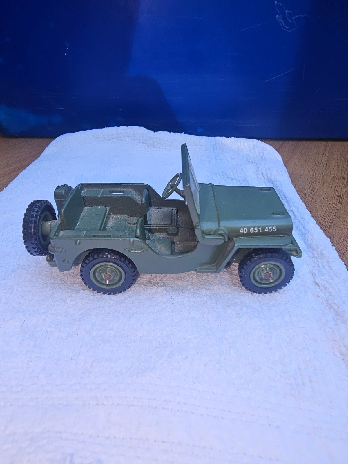 Solido Jeep Willys Leger Groen - Schaalmodel Auto, Overige merken, Gebruikt, Auto, 1:32 tot 1:50