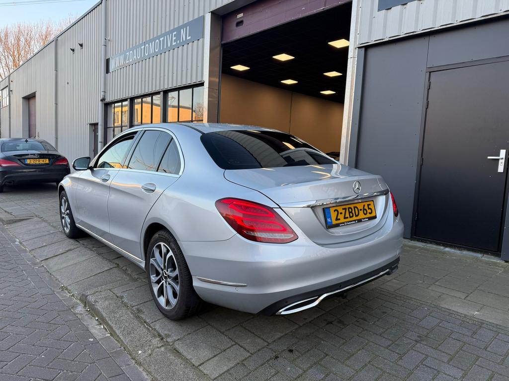 Mercedes-Benz C-klasse 180 Automaat NL AUTO NAP, Automaat, Euro 6, Sedan, 710 kg