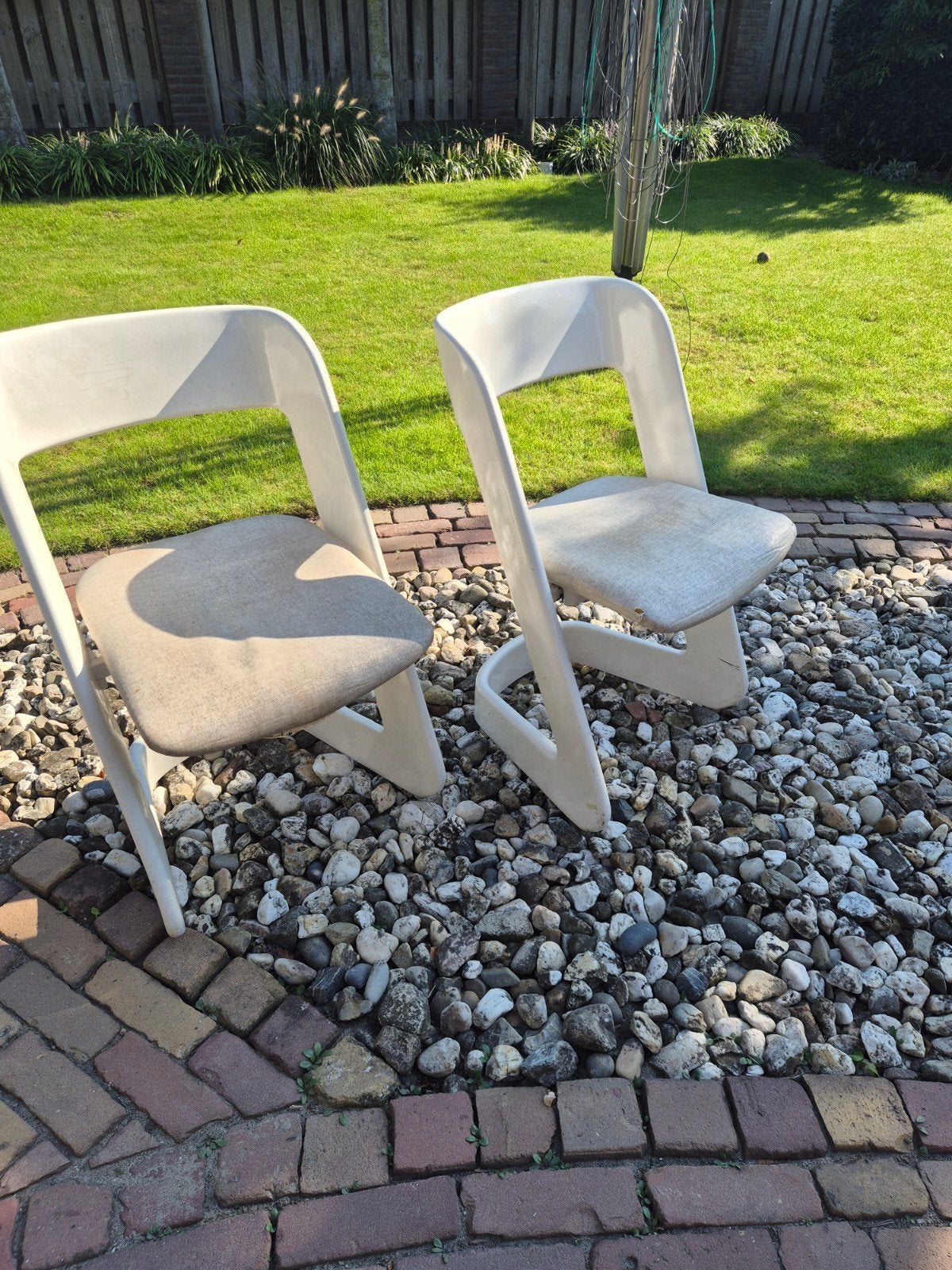 2x Peter Ghyczy stoel model lucy, Huis en Inrichting, Ophalen, Kunststof, Gebruikt, Twee