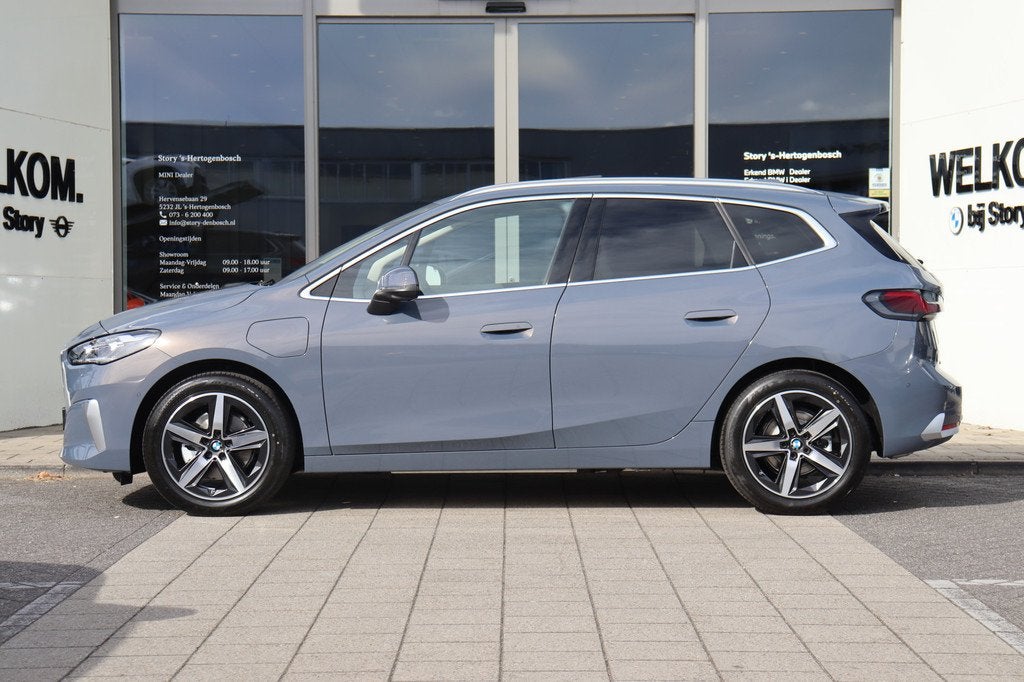 BMW 2 Serie Active Tourer 225e xDrive Automaat / Trekhaak /, Automaat, LED verlichting, 1800 kg, Leder