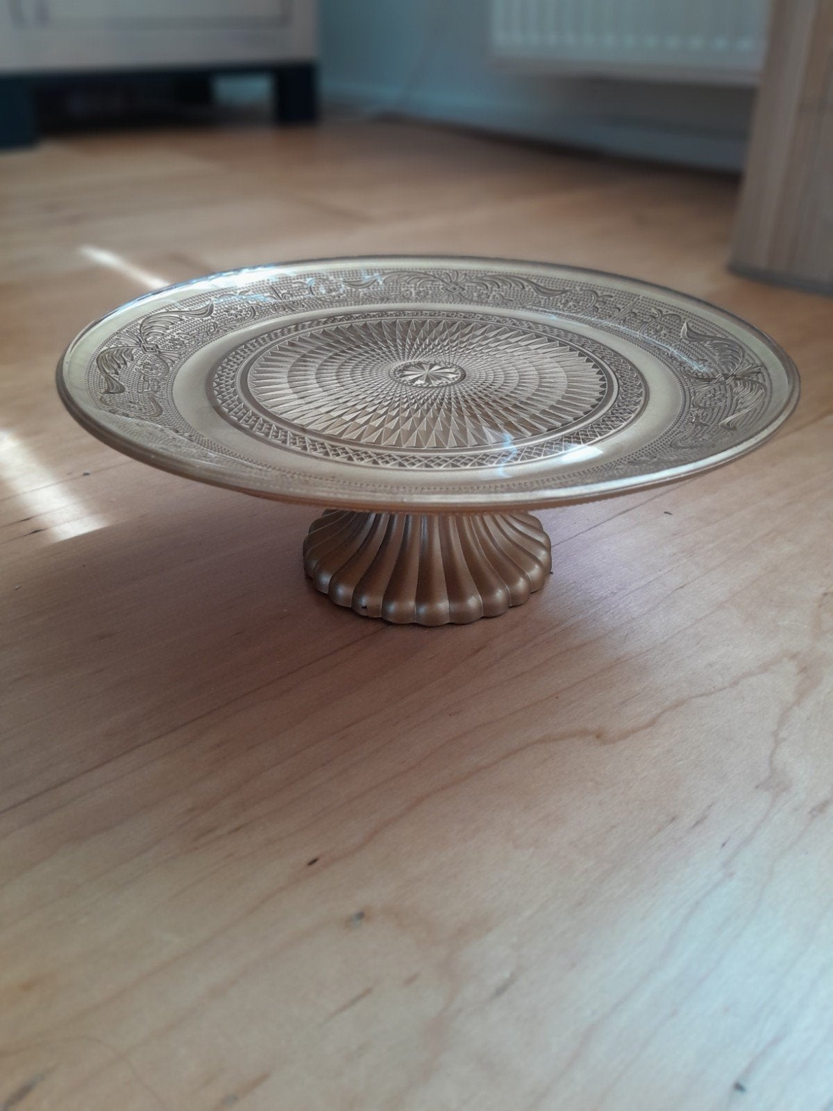 Decoratieve gouden schaal op voet - Oosters design, Ophalen of Verzenden