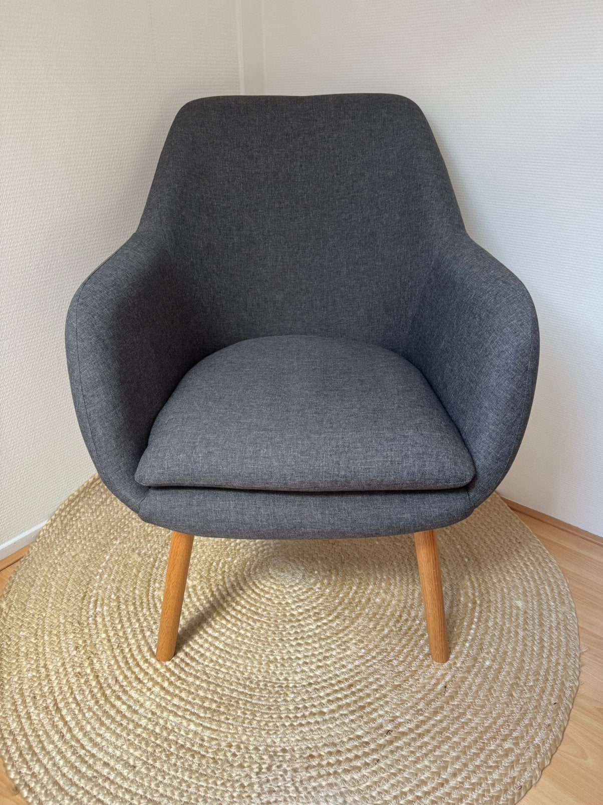 Fauteuil UDSBJERG grijze stof/eiken, Ophalen, 75 tot 100 cm, Zo goed als nieuw, Stof