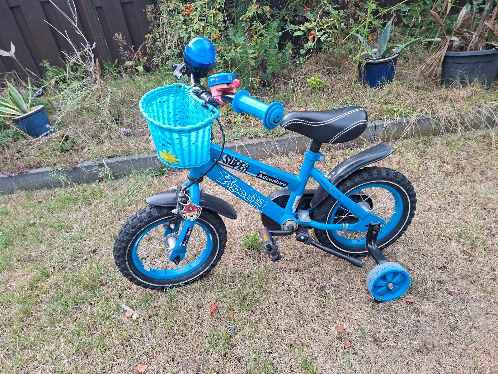po patrol kinderfiets met zwaailicht 12inch, Ophalen, Terugtraprem, Zijwieltjes, Minder dan 16 inch