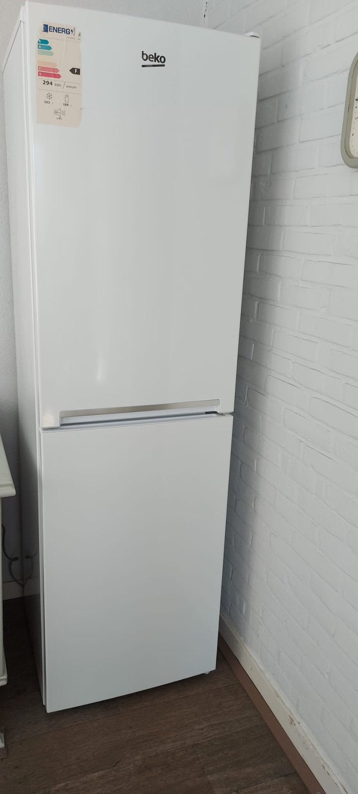 BEKO koelkast in zeer nette staat, Witgoed en Apparatuur, Koelkasten en IJskasten, Ophalen, 200 liter of meer, Met aparte vriezer