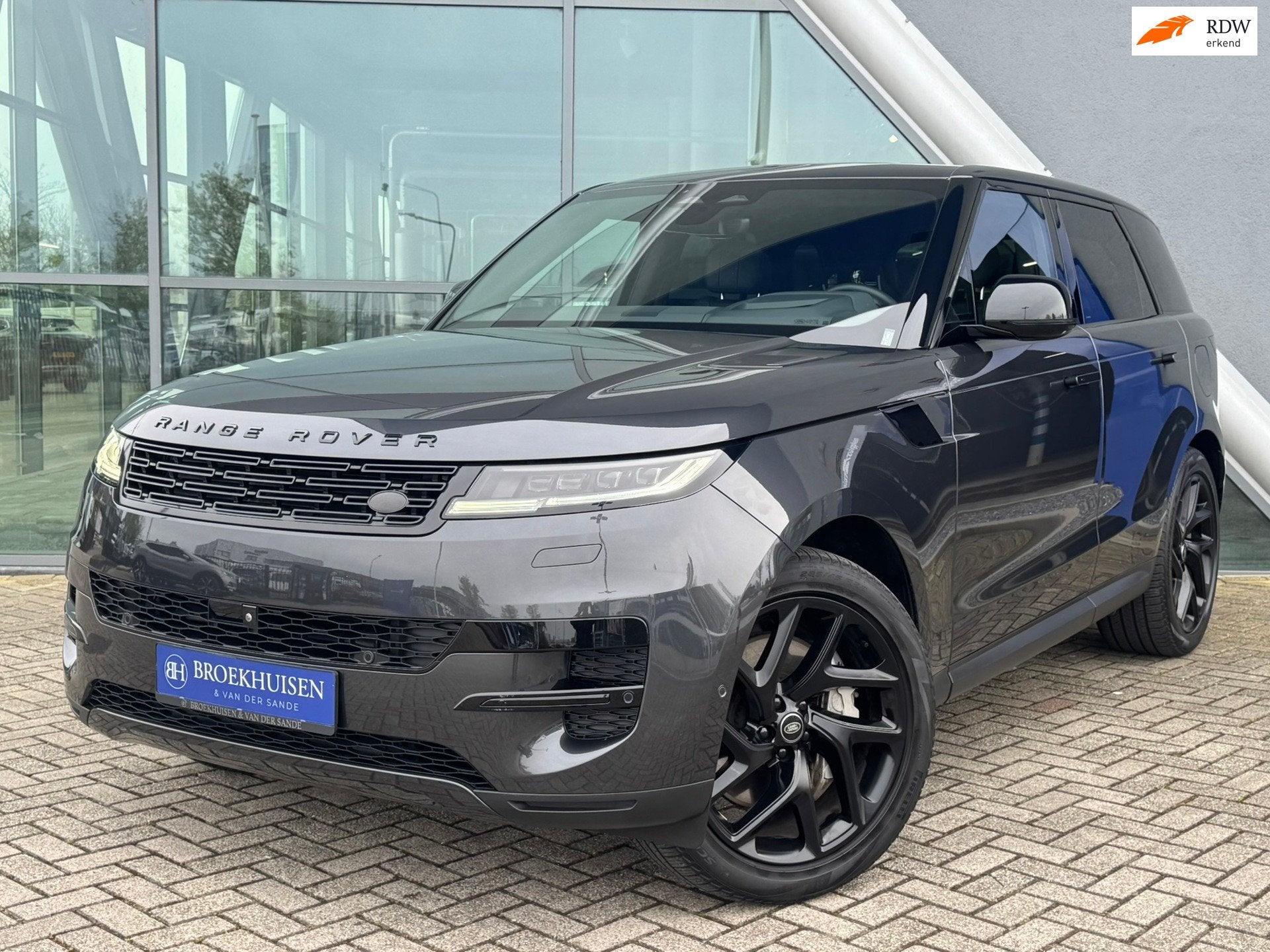 Land Rover RANGE ROVER SPORT 3.0 P460e Dynamic SE PHEV Panor, Auto's, Automaat, Dealer onderhouden, Gebruikt, 3000 kg