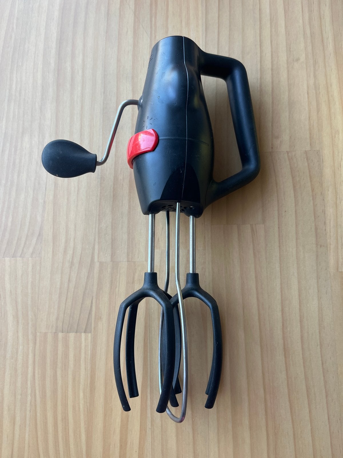 Handmixer - handmatig, Minder dan 1 liter, Ophalen, Zo goed als nieuw, 1 snelheid