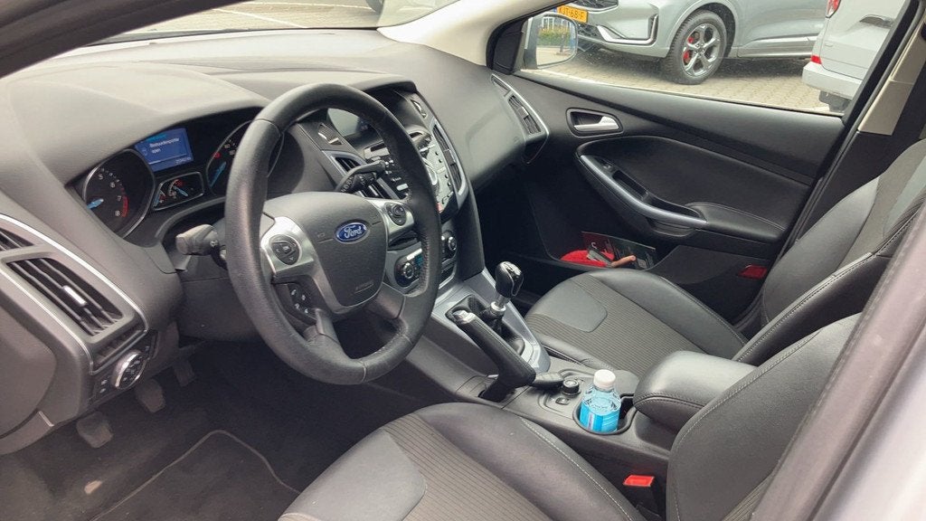 Ford Focus 1.6 Titanium 182pk 2e eig. Clima Schuifdak Trekha, Auto's, Ford, Gebruikt, 4 cilinders, Leder en Stof, 665 kg