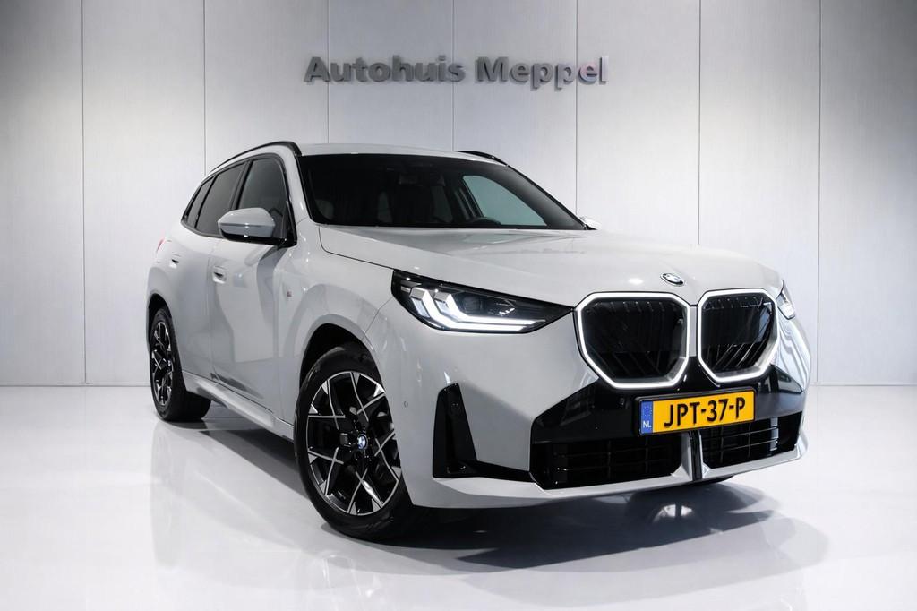 BMW X3 X3 30e M-Sport | 360 Camera | HUD | Glow Grill | Broo, Automaat, 1998 cc, Gebruikt, 2000 kg