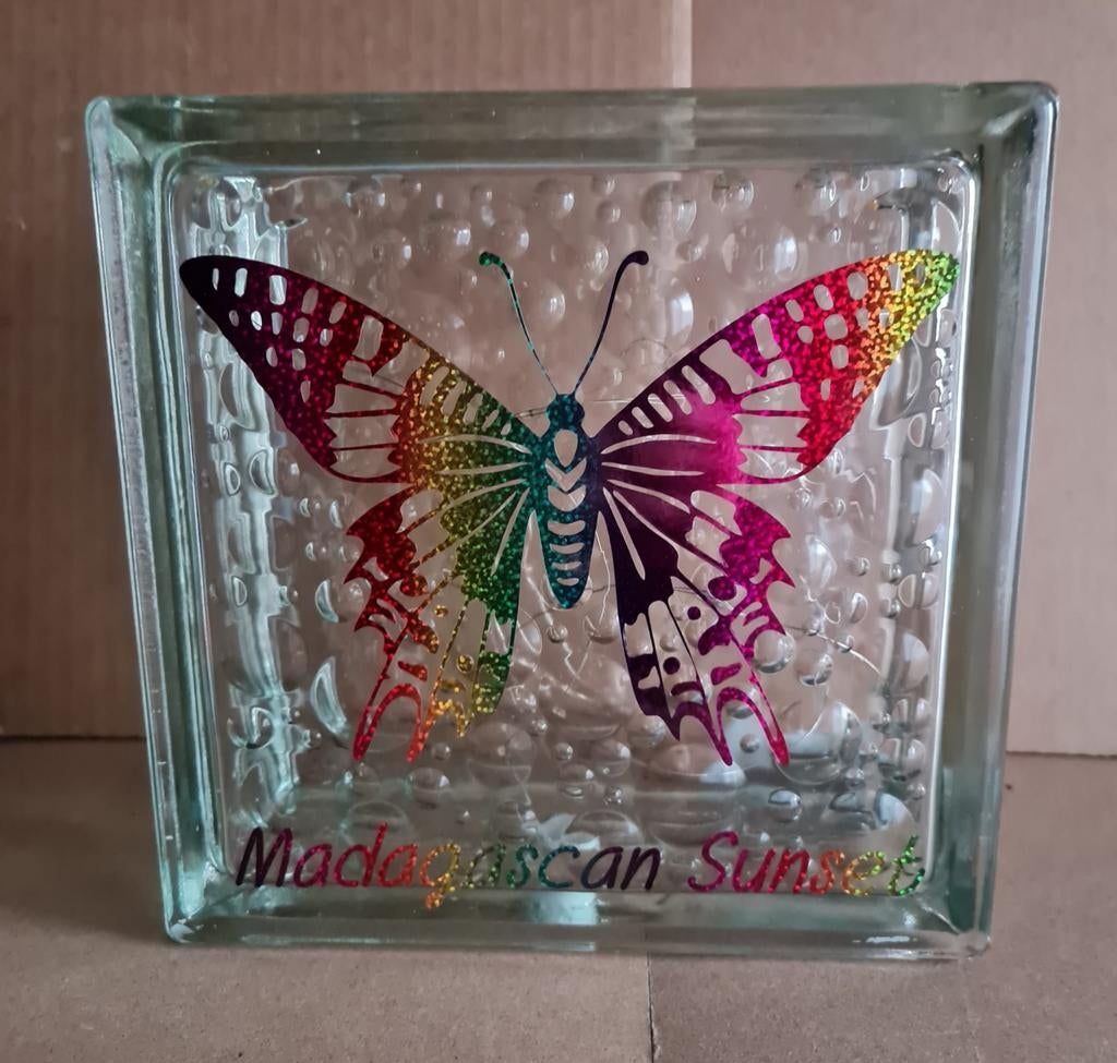Glazen bouwsteen lamp met vlinder, Ophalen of Verzenden, Nieuw, Glas, Minder dan 50 cm