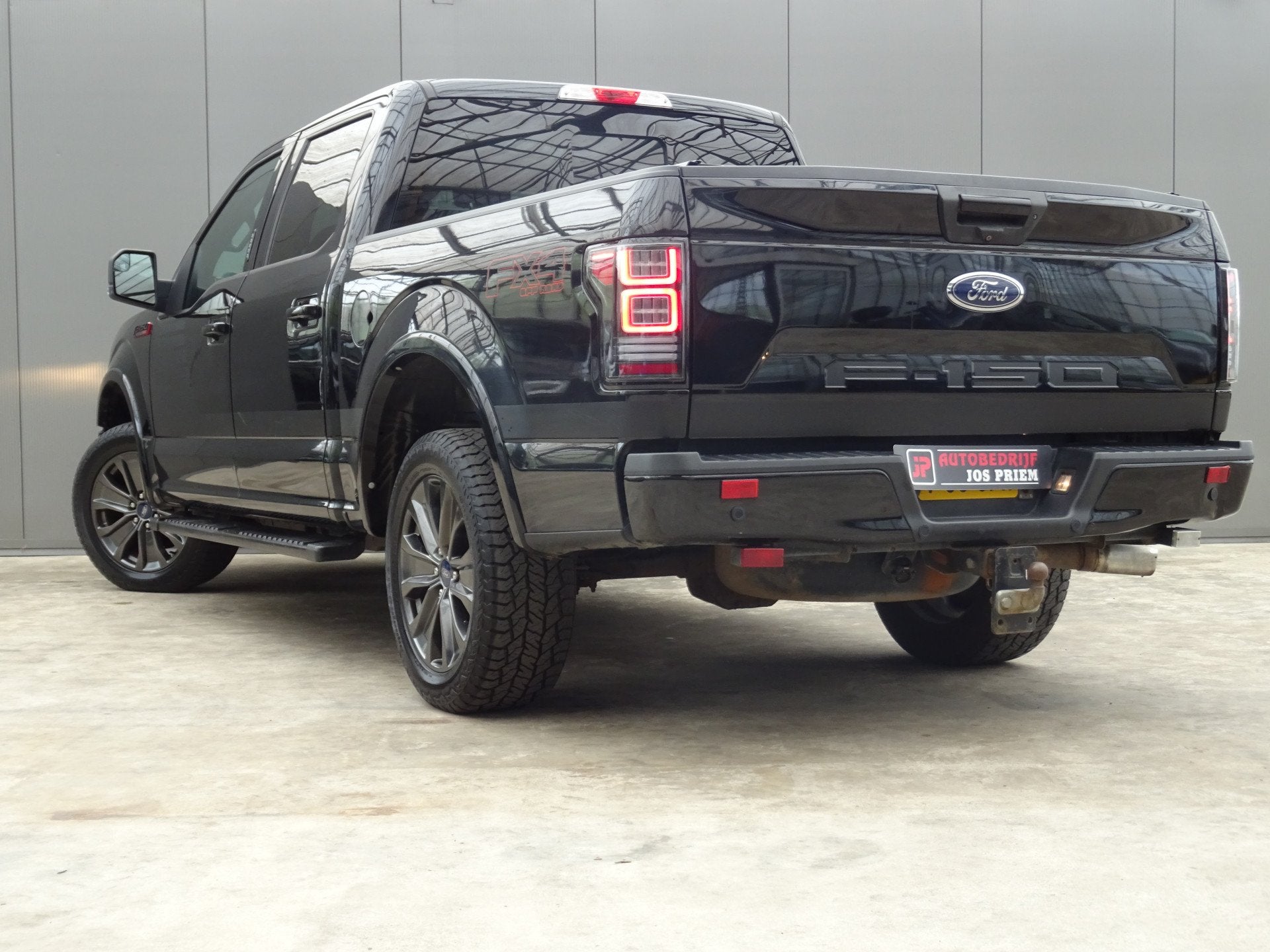 Ford USA F-150 5.0 V8 SuperCrew * XLT SPORT * LPG * 5 PERS., Auto's, Ford Usa, Automaat, Gebruikt, Zwart, Bedrijf