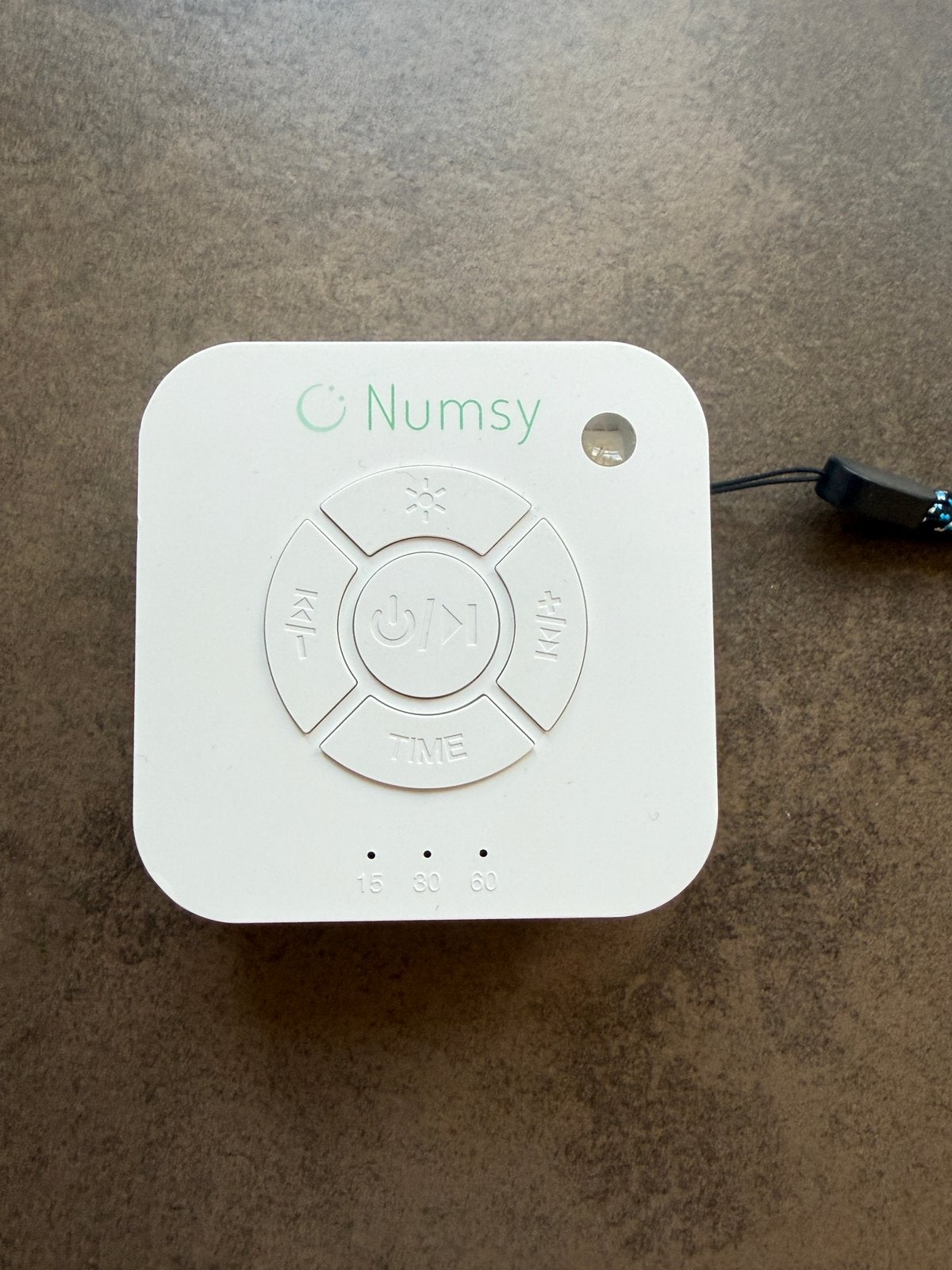 Numsy white noise apparaat, Ophalen, Zo goed als nieuw, 250 meter of meer