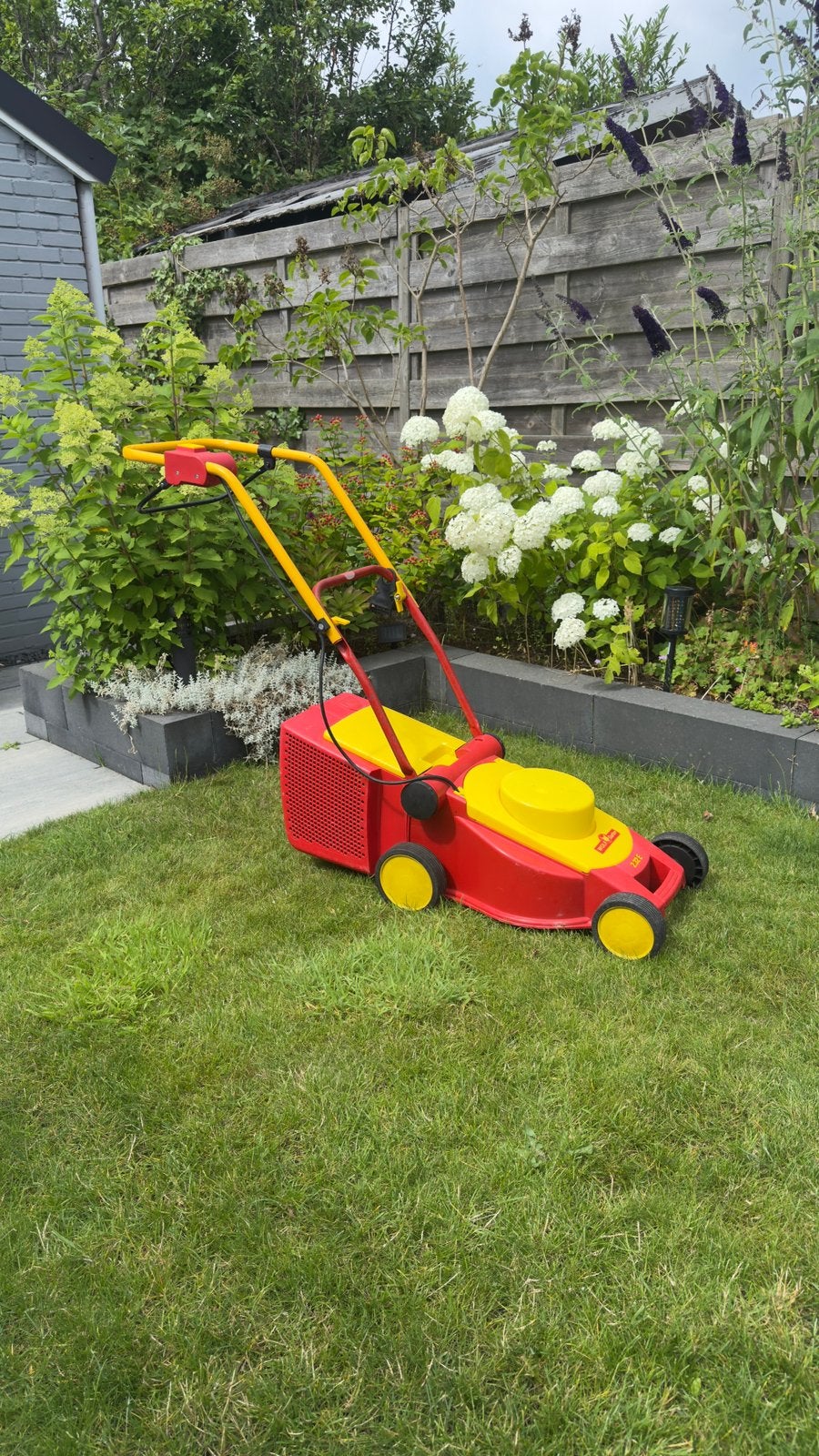 Wolfgarden grasmaaier (electrische), Tuin en Terras, Ophalen, Cirkelmaaier, Gebruikt, Elektrische grasmaaier