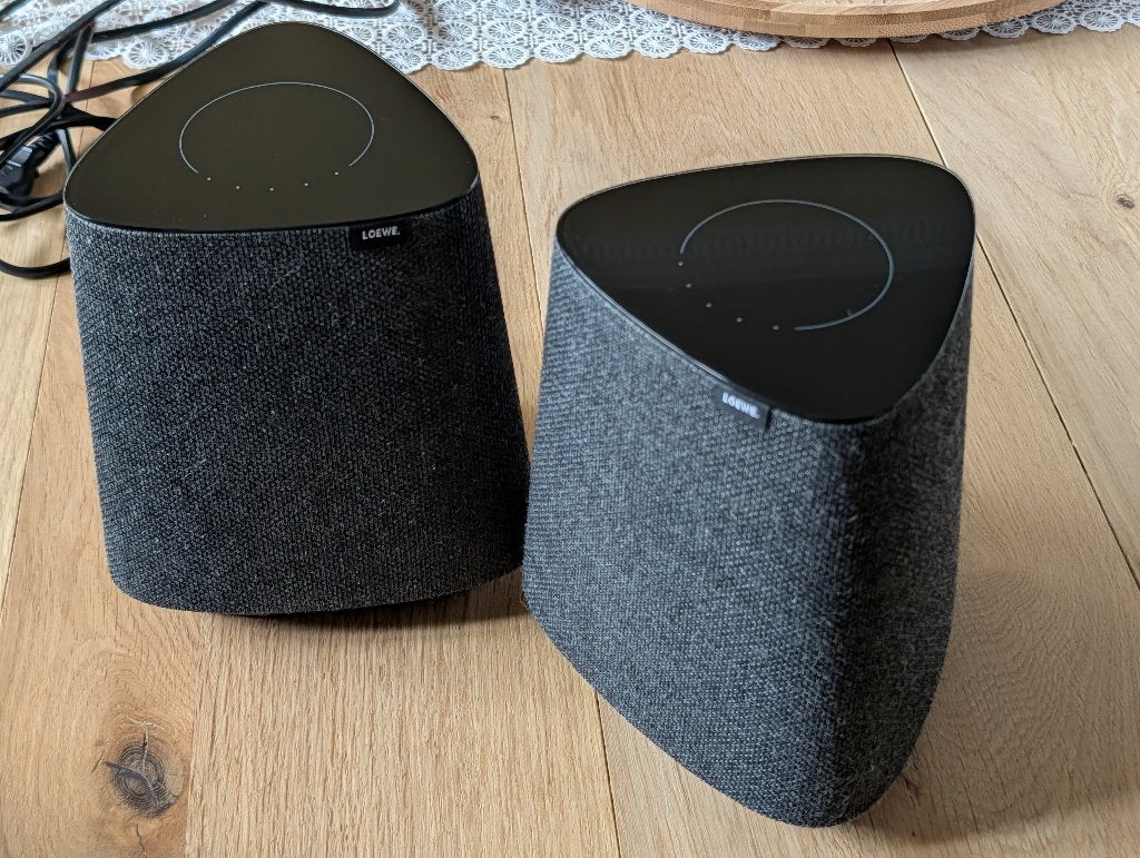 2x Loewe Klang Mr1 speakers, Overige merken, Inclusief kabels, Overige typen, Ophalen of Verzenden