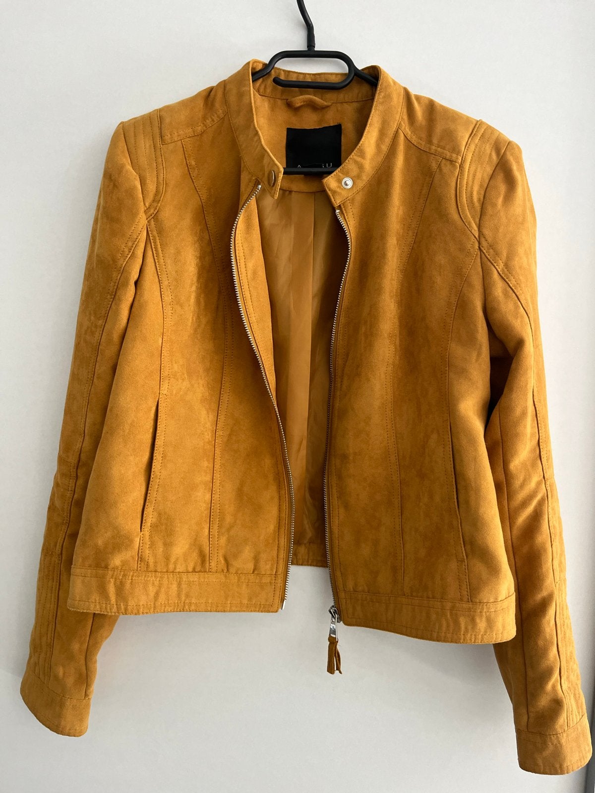Nieuw Amisu suède look jasje - Maat 38/40 (M), Kleding | Dames, Ophalen of Verzenden, Nieuw, Maat 38/40 (M), Geel