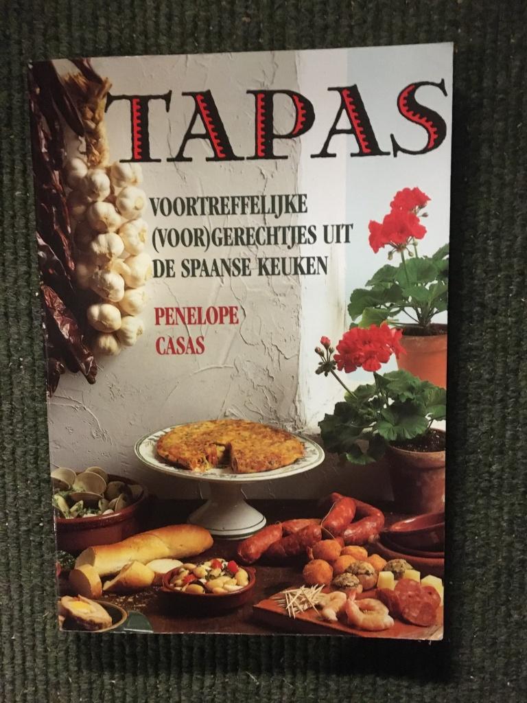 Tapas ; door Penelope Casas #Spanje, Boeken, Gelezen, Spanje, Penelope Casas, Tapas, Hapjes en Dim Sum