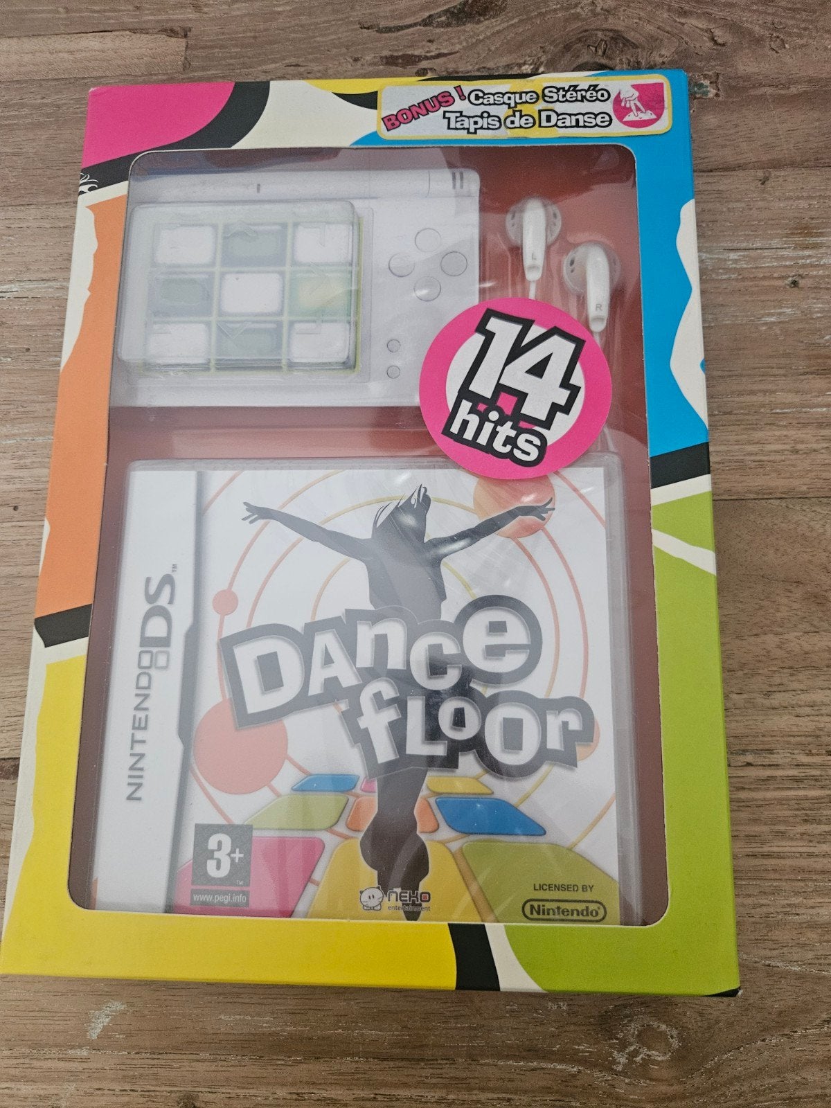 Nintendo DS Dance Floor met dansmat en koptelefoon, Spelcomputers en Games, Games | Nintendo 2DS en 3DS, Muziek, 1 speler, Nieuw