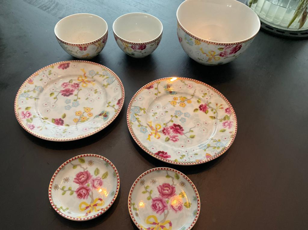 Pip Studio Chinese Rose 7 delige set, Ophalen of Verzenden, Zo goed als nieuw, Porselein, Overige stijlen