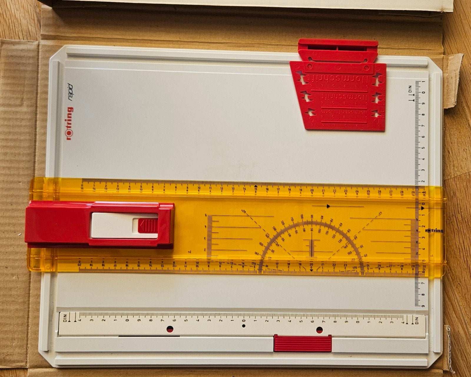 Rotring Rapid Tekenplank met Parallel-Tekenschiene, Ophalen of Verzenden, Gebruikt, Minder dan 130 cm
