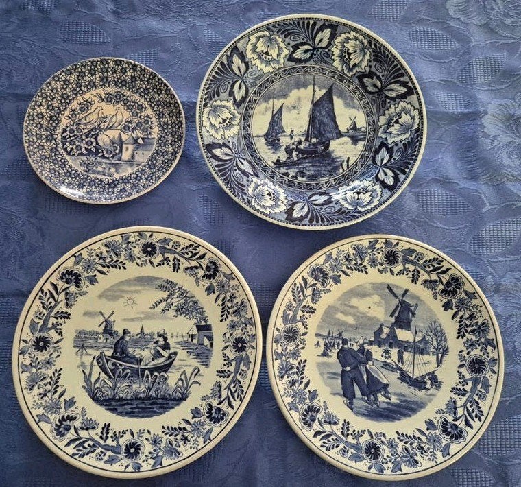 4 Vintage Delfts Blauwe borden - Petrus Regout/Boch Sphinx, Ophalen of Verzenden