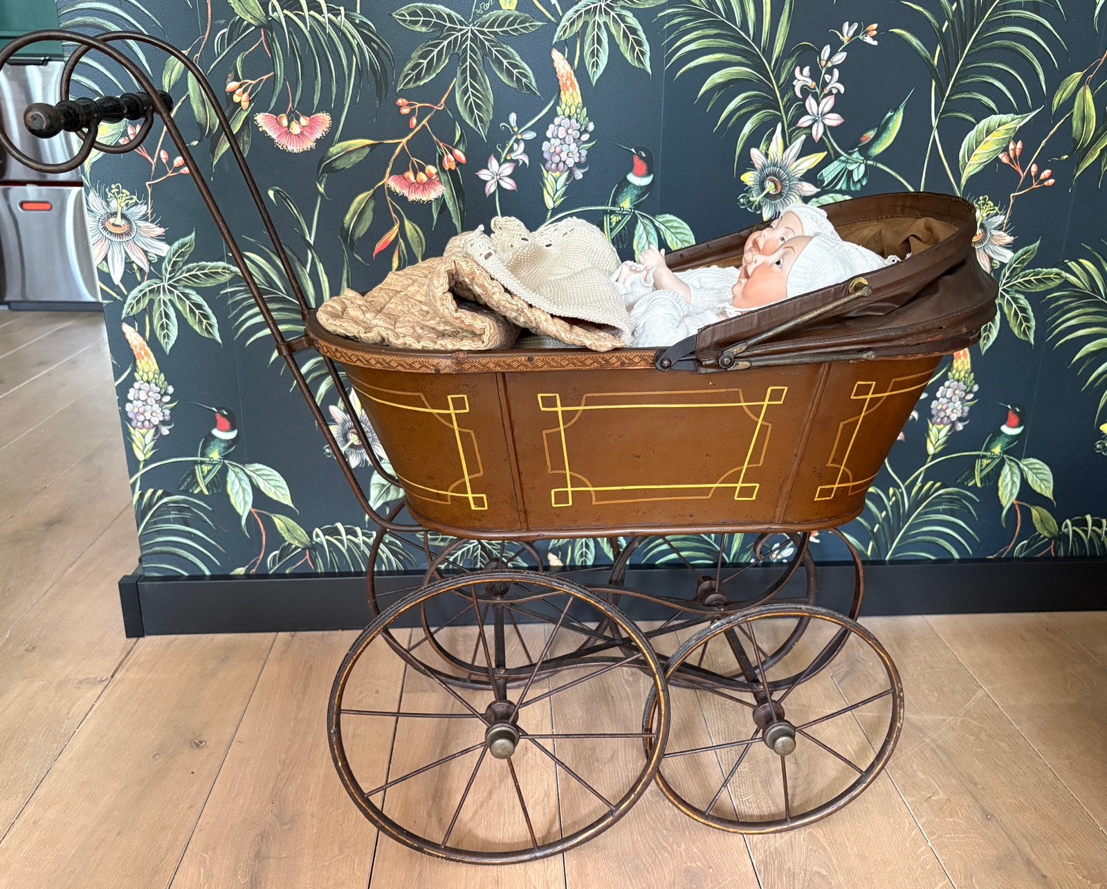 Replica poppen Kämmer & Reinhardt (K&R), antieke poppenwagen, Ophalen, Gebruikt, Babypop
