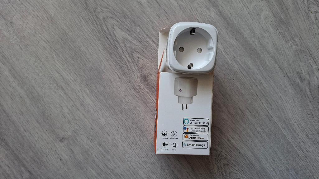 Smart Plug SM-PW732-E, Doe-het-zelf en Verbouw, Elektra en Kabels, Ophalen of Verzenden, Nieuw, Stekker