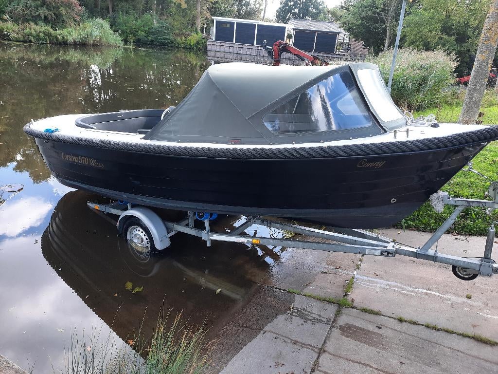 Mooie 2019 Corsiva 570 trailer 20pk E start Suzuki sloe, Watersport en Boten, Ophalen, 10 tot 30 pk, Zo goed als nieuw, 3 tot 6 meter