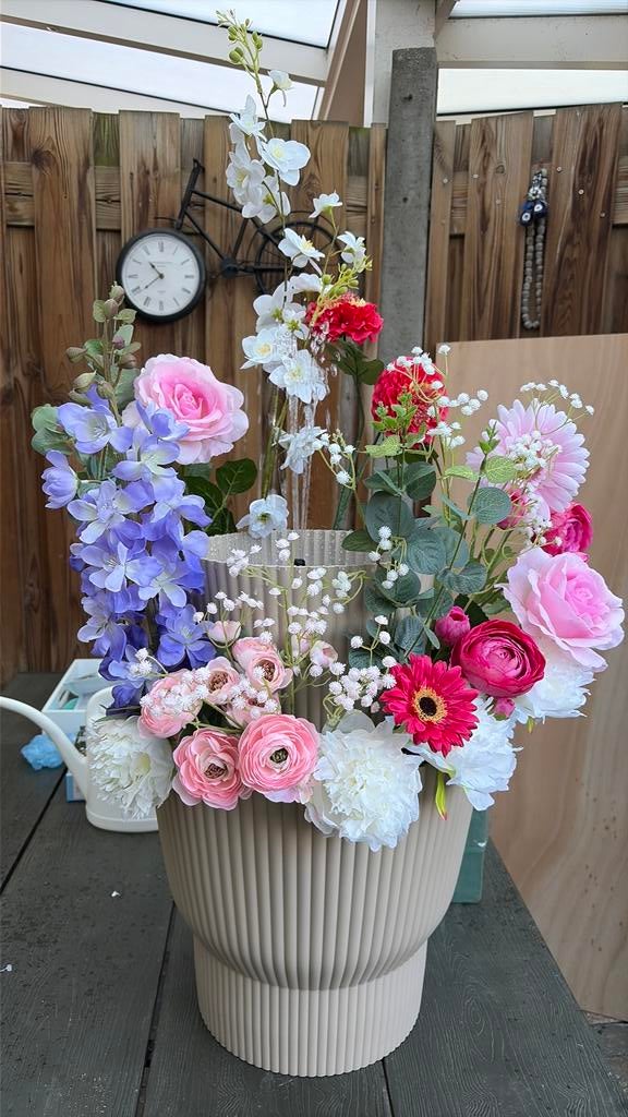Luxe bloempot met fontein, Beige, Kunstbloem, Nieuw, Ophalen of Verzenden