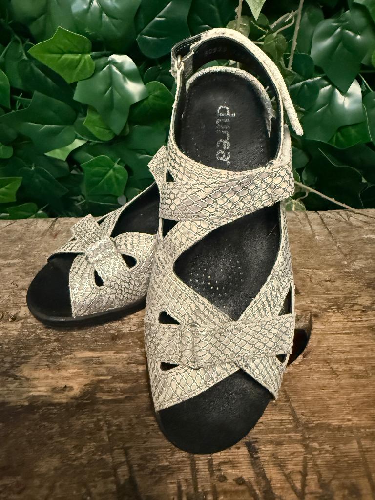 gewoon Nieuwe sandalen van Durea maat 38 (wijdte H), Durea, Overige kleuren, Nieuw, Durea