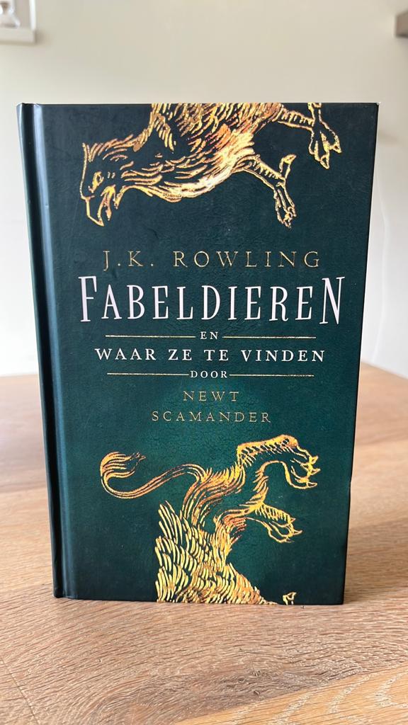 J.K. Rowling - Fabeldieren, Ophalen of Verzenden, Zo goed als nieuw, Non-fictie, J.K. Rowling